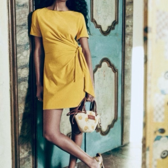 Sezane Dresses & Skirts - NWT. Sezane. Pippa Short Dress. Yellow. Size Small.
